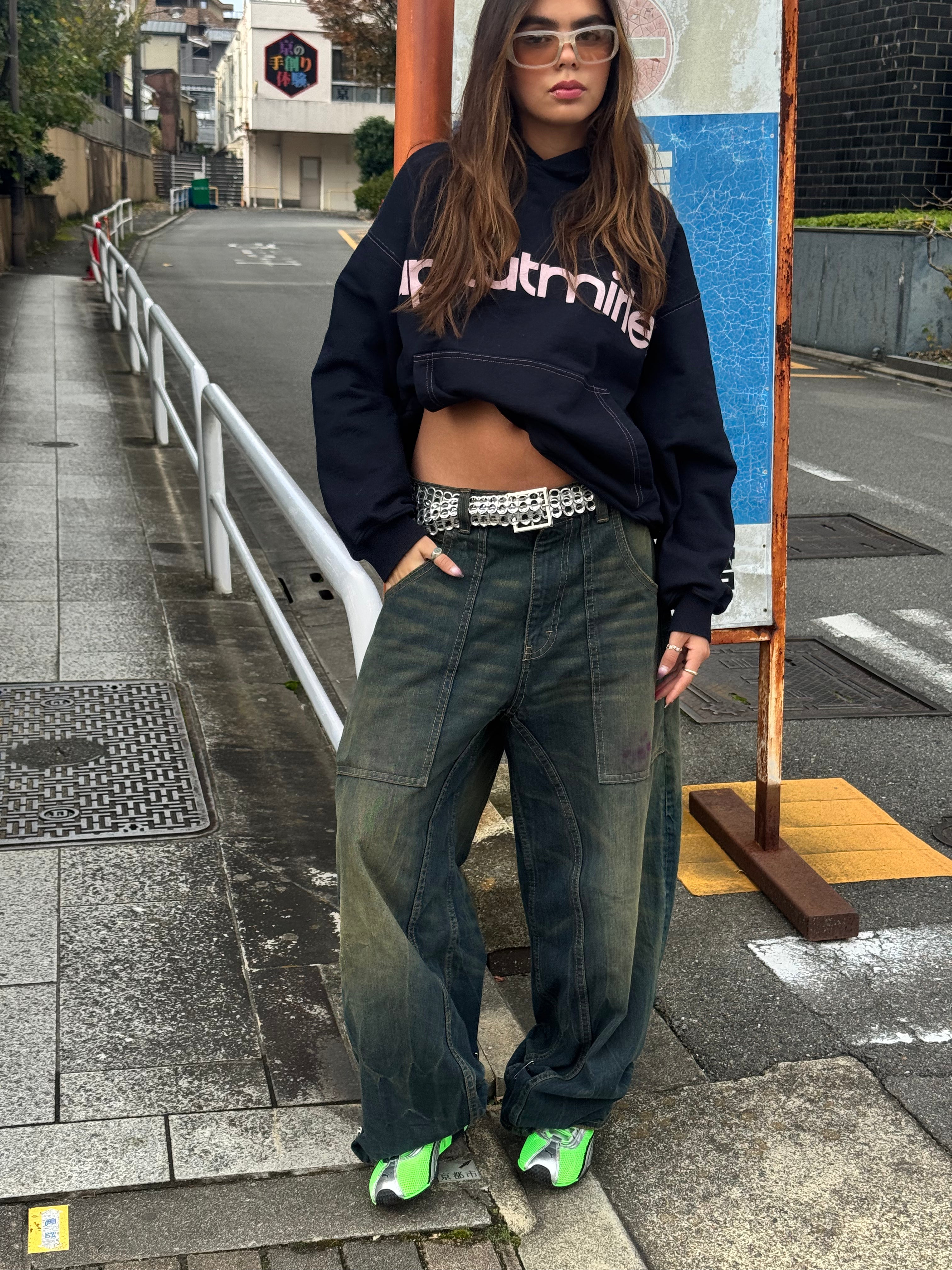 HOODIES/SWEATERS