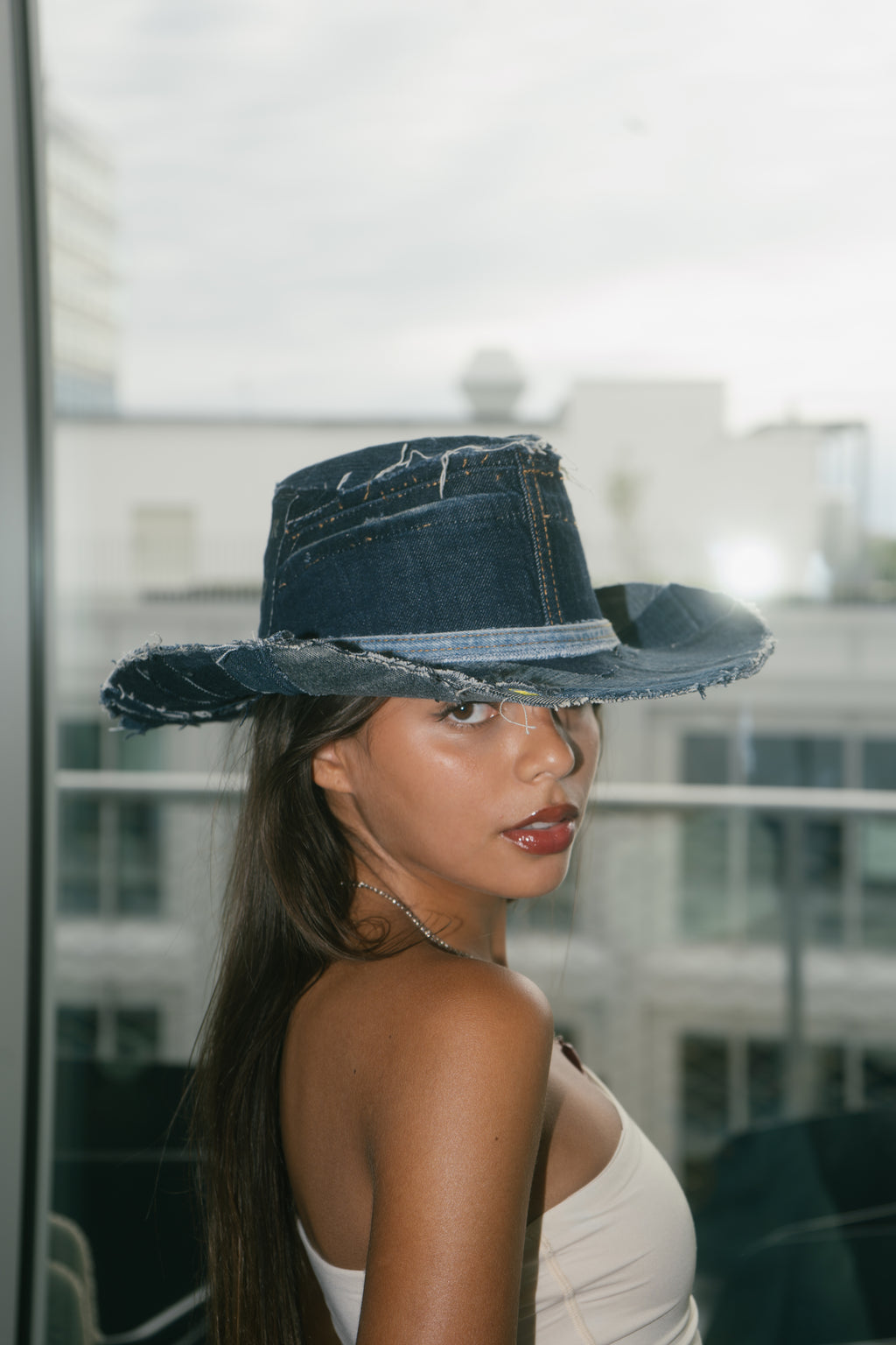 papi x the river -  cowboy hat 06