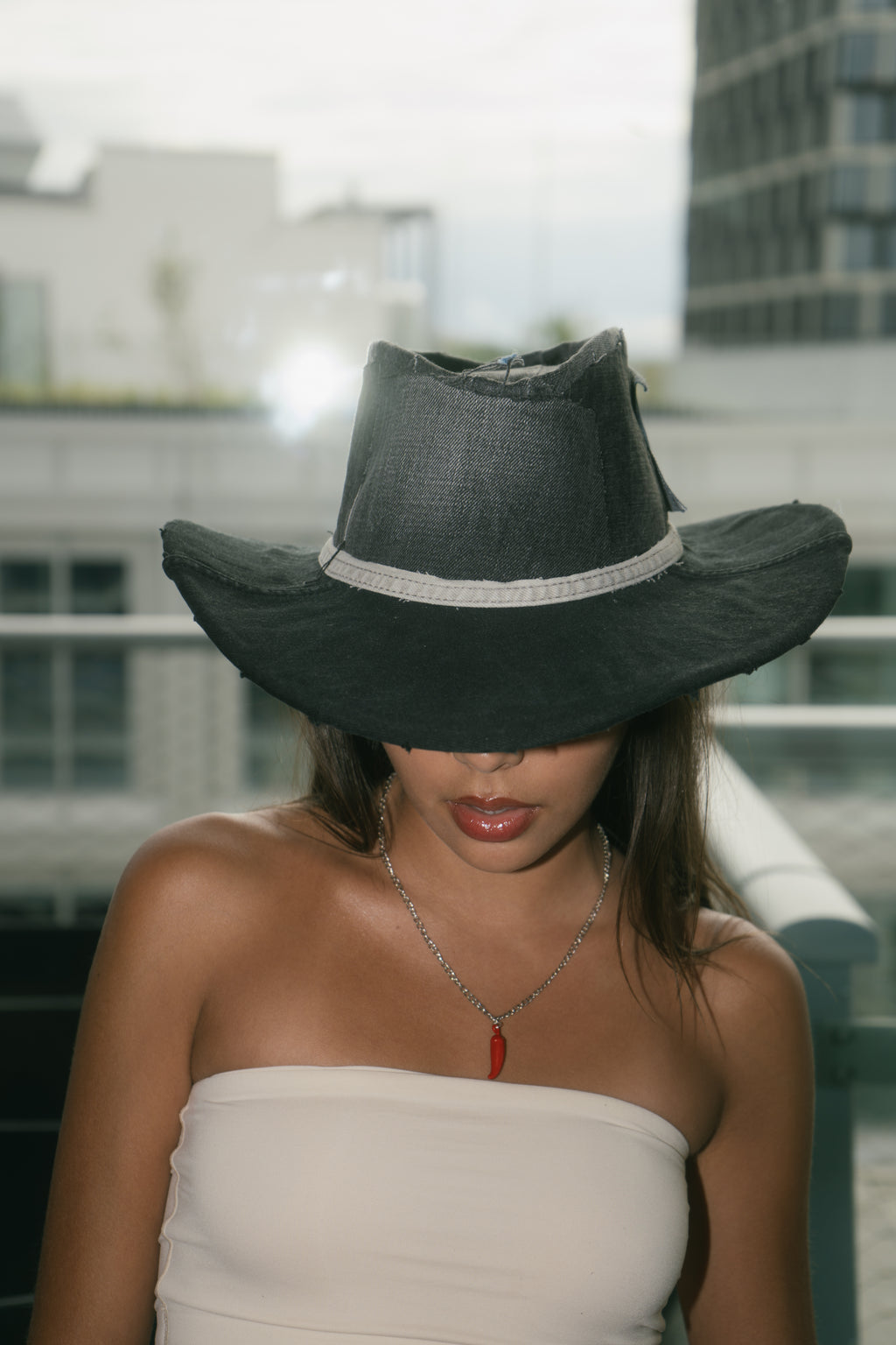 papi x the river - cowboy hat 04