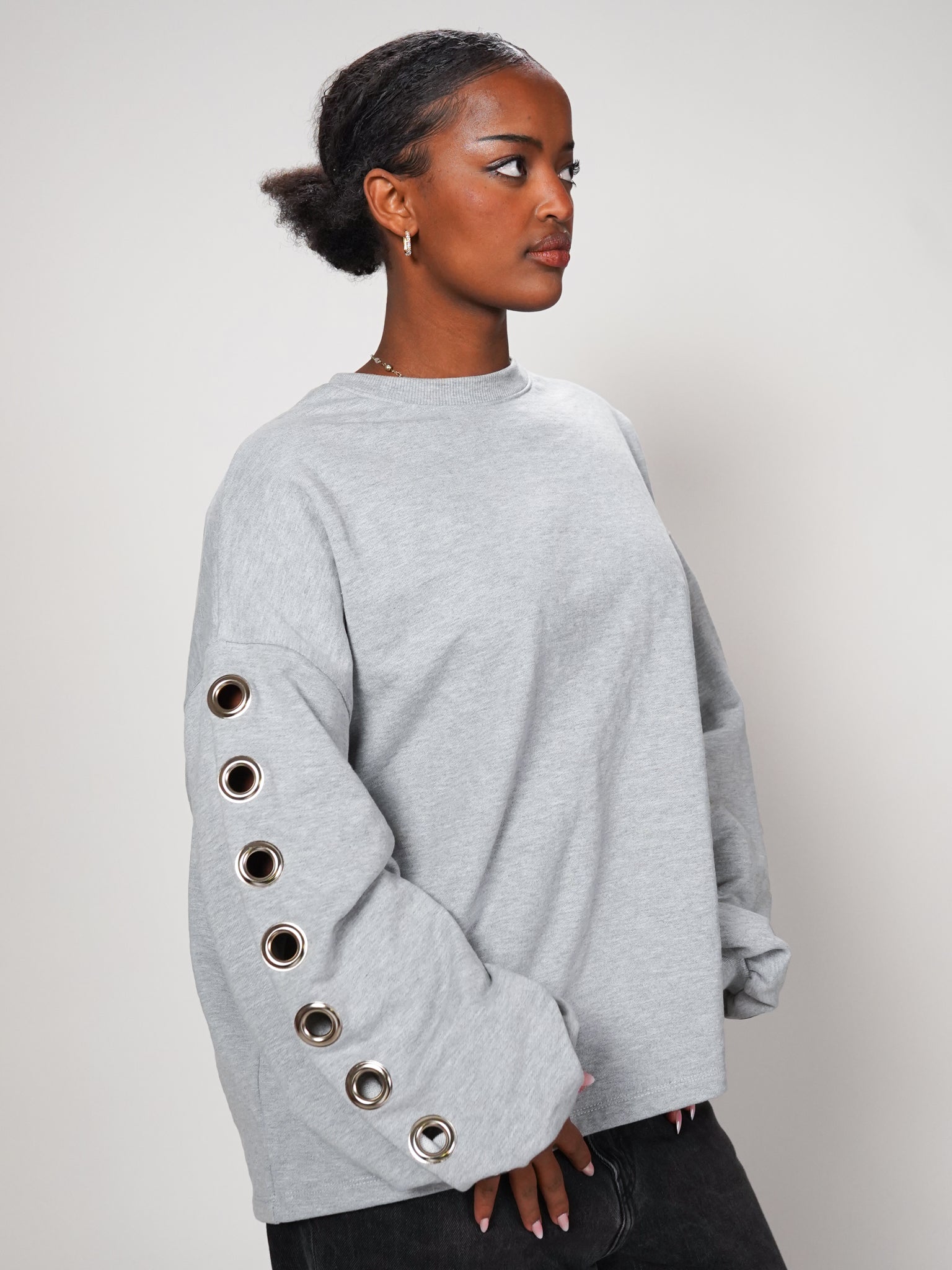 chola poderosa crewneck