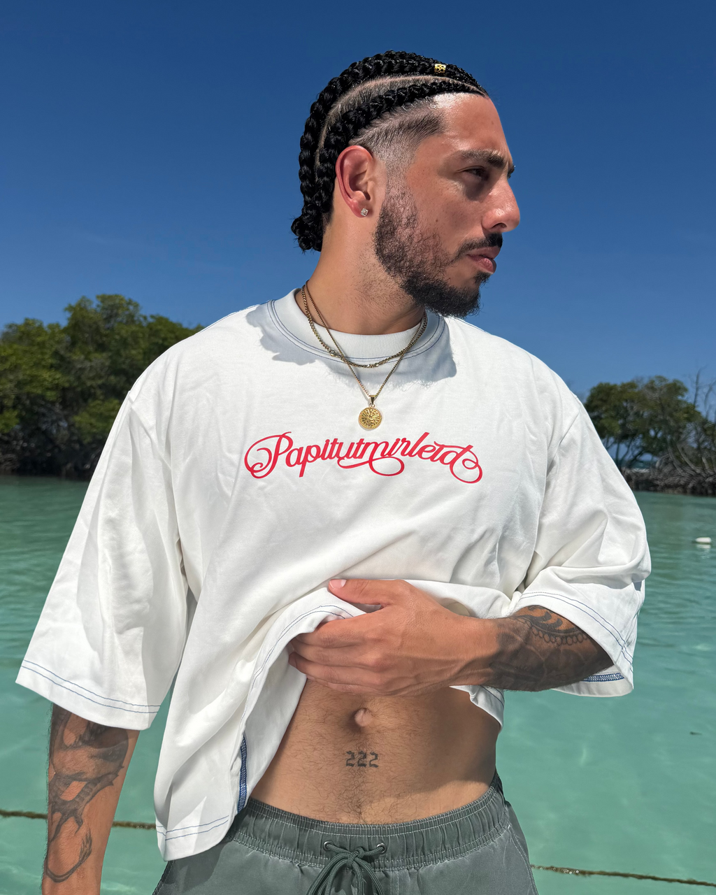 aqui se habla español oversized heavyweight tshirt